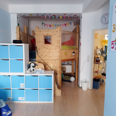 Im Versteck die Autoecke